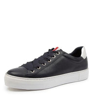 Load image into Gallery viewer, Django & Juliette FINNI White, Navy & Black